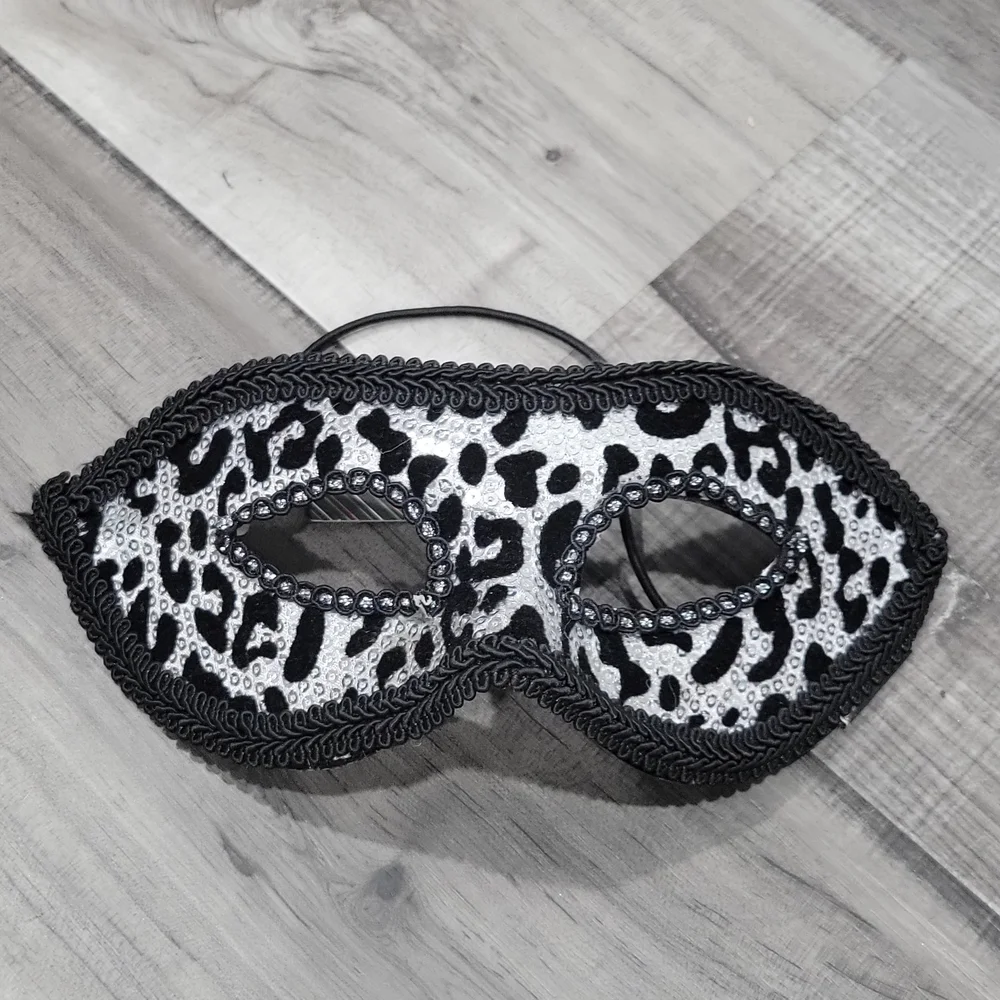 Animal Print Mask